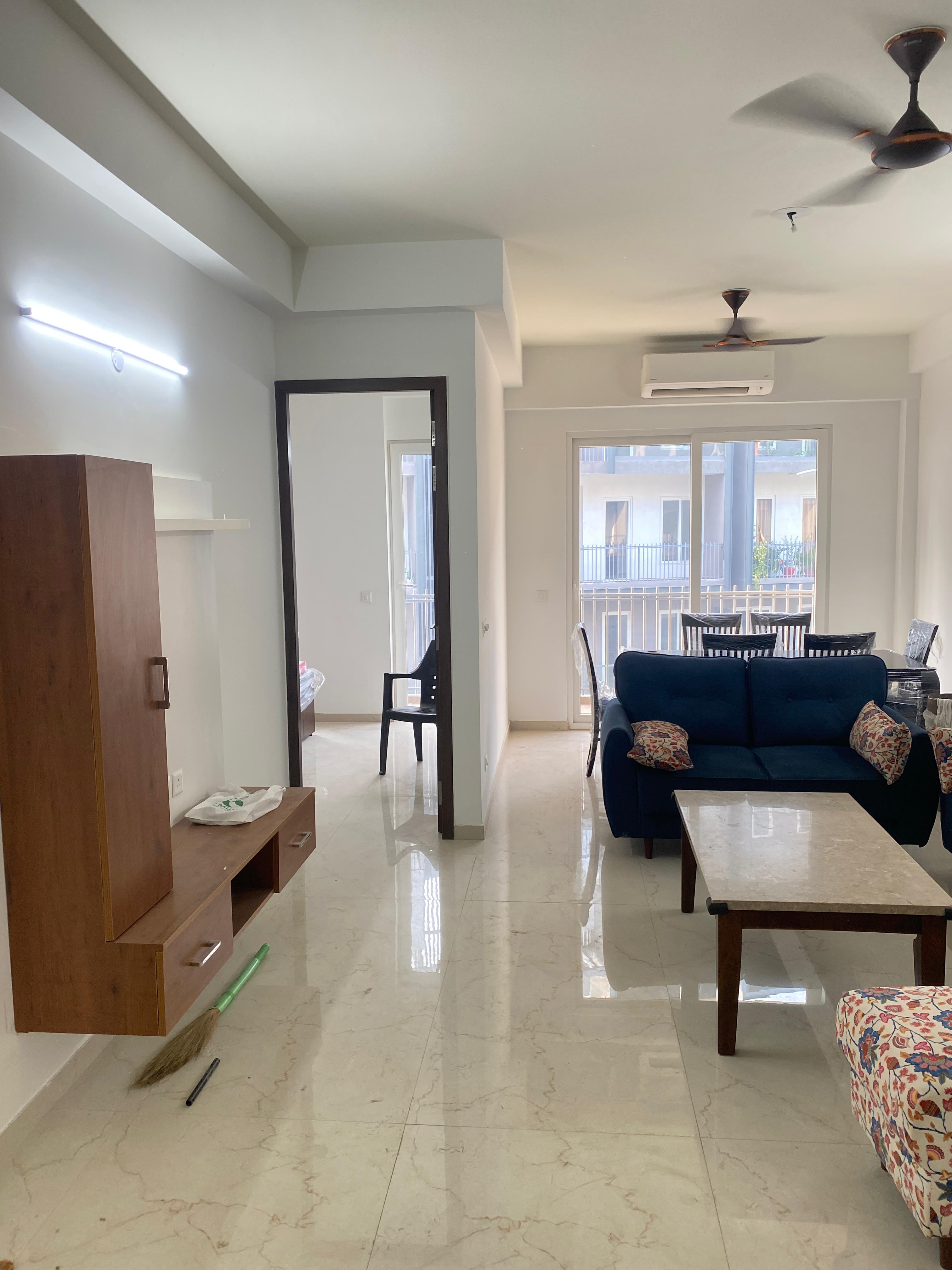 3 BHK + Extra Room Builder Floor For Rent in Smart World Orchard