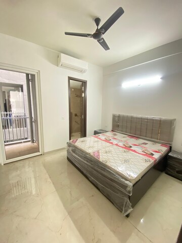 Bedroom in 3 BHK Builder Floor at Smart World Orchard, Sector 61 – for Rent