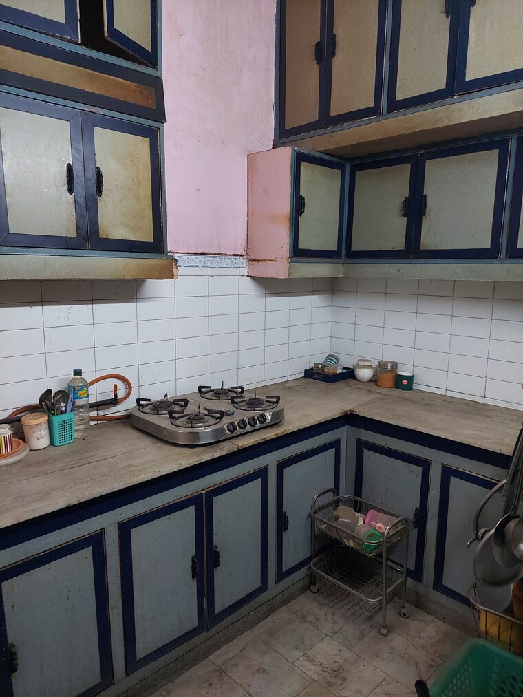 Kitchen, vidhi-apartment-ip-extension 3 Bedroom 1150 Sq.Ft. Apartment In Ip Extension Delhi 9036983