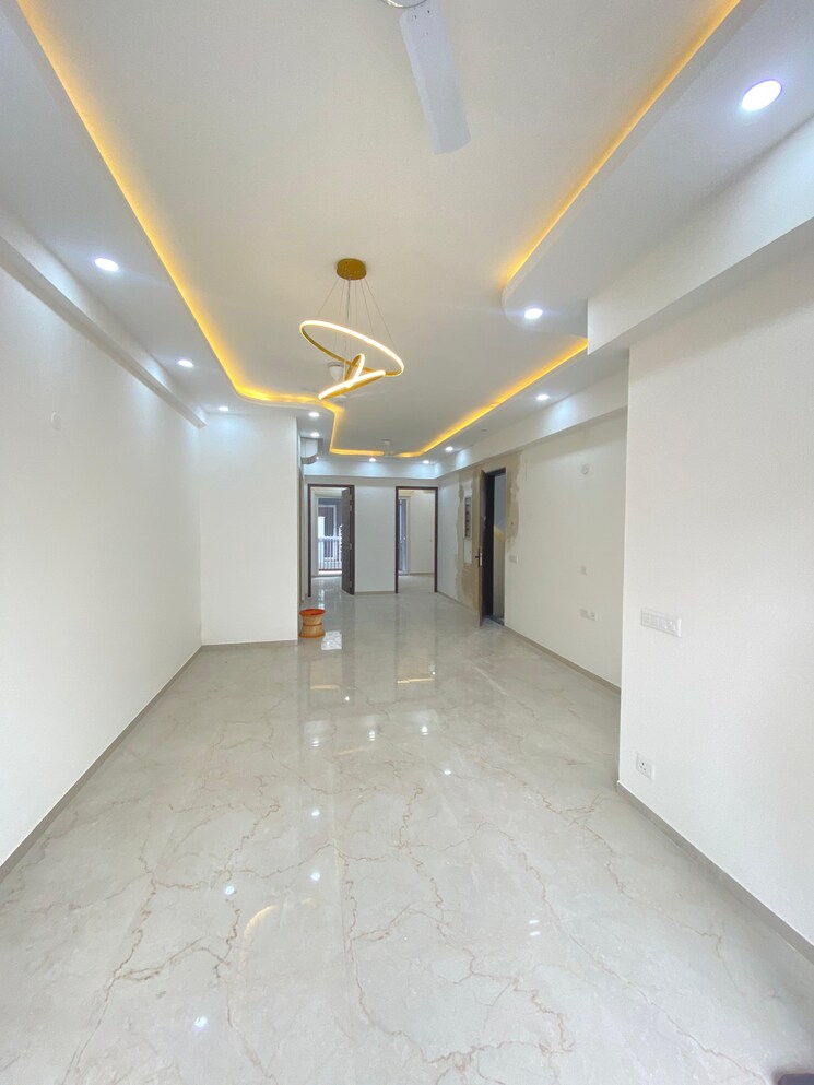 Room, smart-world-orchard 3 Bedroom 180 Sq.Yd. Builder Floor In Sector 61 Gurgaon 9036986