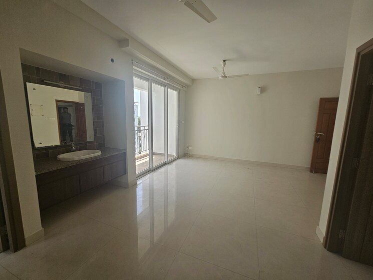 Room, maradu 3 Bedroom 1615 Sq.Ft. Apartment In Maradu Kochi 9036976