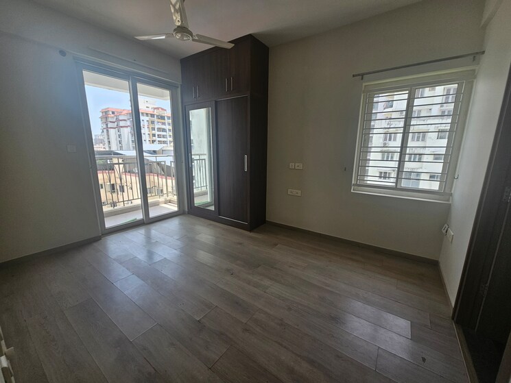 Room, maradu 3 Bedroom 1615 Sq.Ft. Apartment In Maradu Kochi 9036976