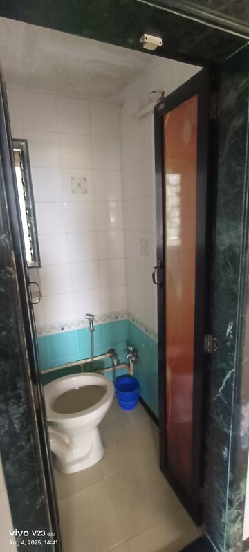Bathroom in 1 BHK Apartment at Vaibhav CHS Malad, Malad East – for Rent