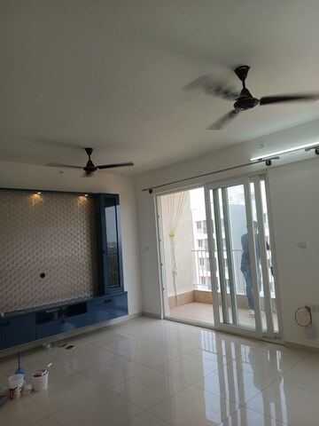 Furnished Amenities in 2 BHK Apartment at Godrej Aqua, International Airport Road – for Rent