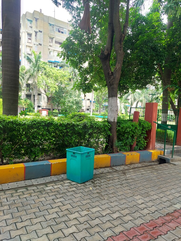 Master Plan, ip extension 4 Bedroom 1400 Sq.Ft. Apartment In Ip Extension Delhi 9037017