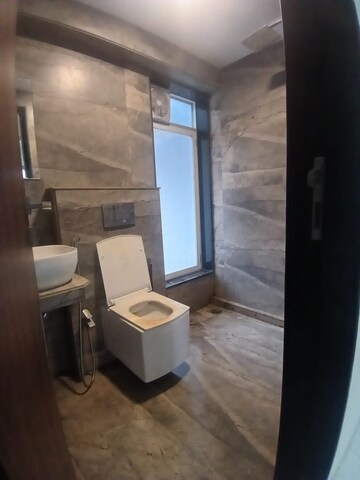 Bathroom in 1 BHK Apartment at Mulund East – for Rent