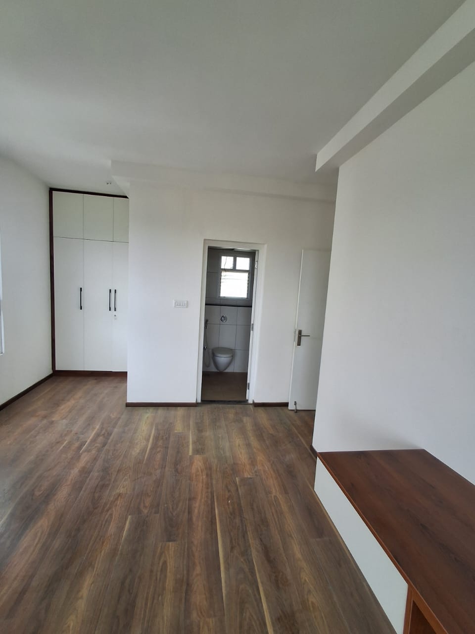 3 BHK 1701 Sq.Ft. Apartment in Godrej Aqua