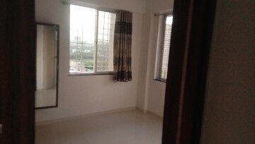 Room in 2 BHK Apartment at Bhondve Empire, Ravet – for Rent