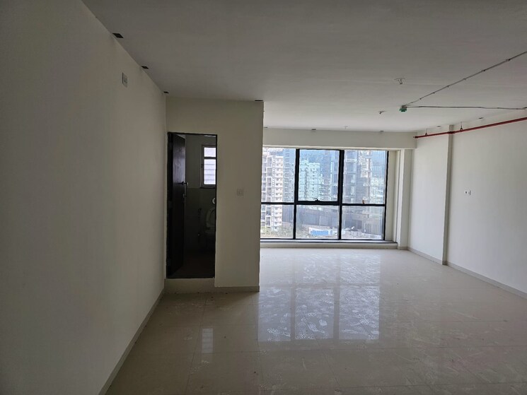 Room, geras-imperium-alpha Commercial Office Space 680 Sq.Ft. In Kharadi Pune 9037059