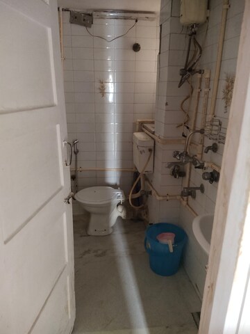 Attached Bathroom in 3 BHK Apartment at Vile Parle West – for Rent