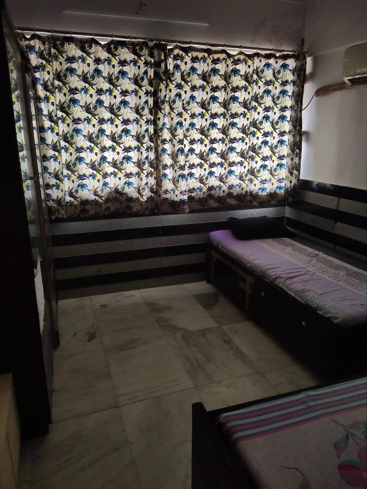 Bedroom, vile parle west 3 Bedroom 900 Sq.Ft. Apartment In Vile Parle West Mumbai 9037066