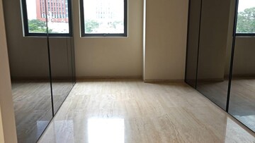 Room in 5 BHK Apartment at Embassy Lake Terrace, Hebbal – for Rent