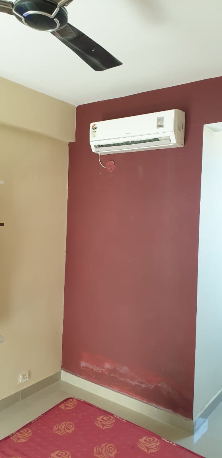 Room, signature-global-city-92 2 Bedroom 1190 Sq.Ft. Apartment In Sector 92 Gurgaon 9037162