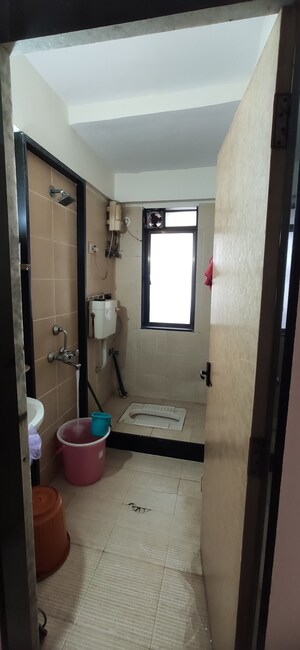 Bathroom in 2 BHK Apartment at Group Seven Rushi Heights, Goregaon East – for Sale