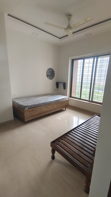Room in 3 BHK Apartment at Siddhachal Apartment 8, Vasant Vihar – for Rent
