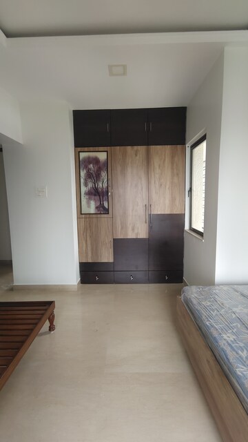 Room in 3 BHK Apartment at Siddhachal Apartment 8, Vasant Vihar – for Rent