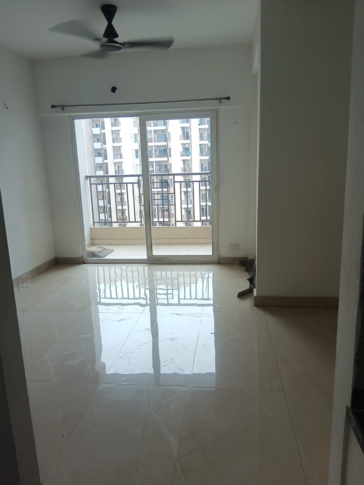 2 BHK Apartment For Sale in Ace Divino