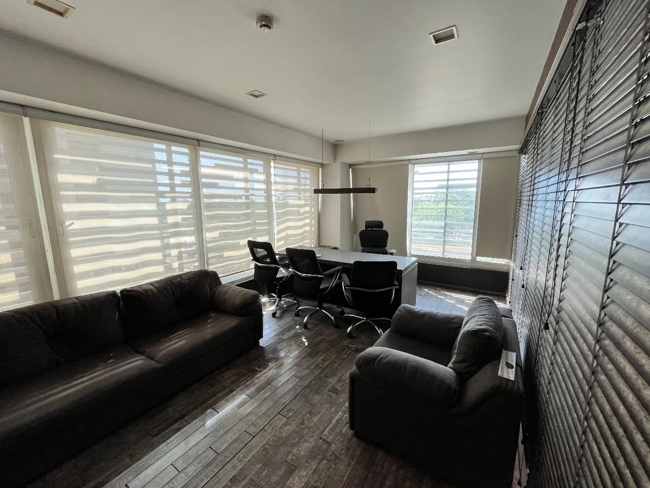 Office Space For Rent in Elegance Earth Arise