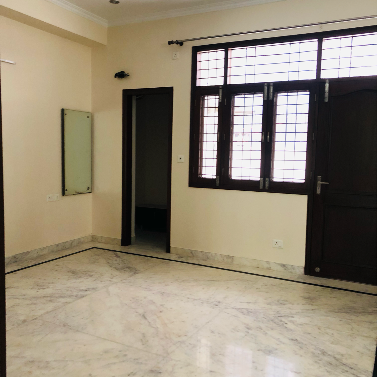 3.5 BHK Villa For Rent in Sector 23