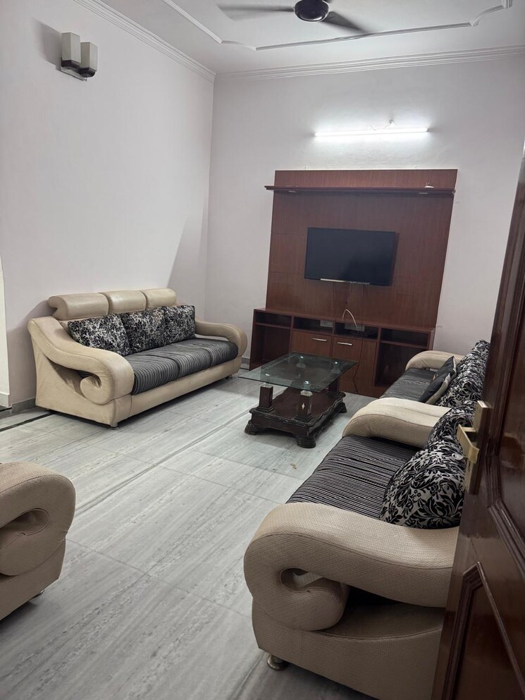 Living Room, salan gaon 2 Bedroom 1800 Sq.Ft. Builder Floor In Salan Gaon Dehradun 9037298