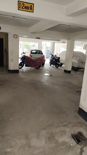 Parking in 2 BHK Apartment at Rajarhat Residency, Rajarhat – for Sale