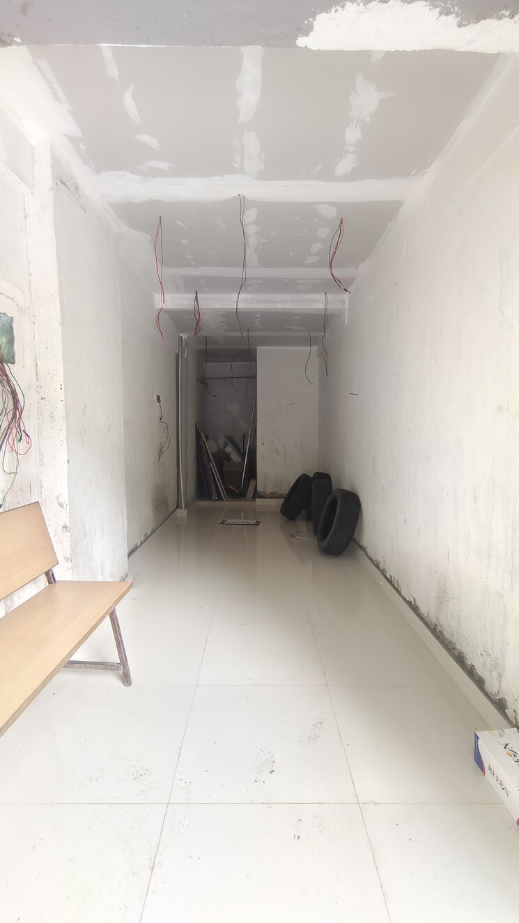 Bathroom, hyde-park-galaxy Commercial Shop 170 Sq.Ft. In Manpada Thane 9037337