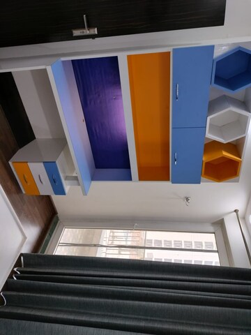 Furnished Amenities in 3 BHK Apartment at BPTP Discovery Park, Sector 80 – for Rent