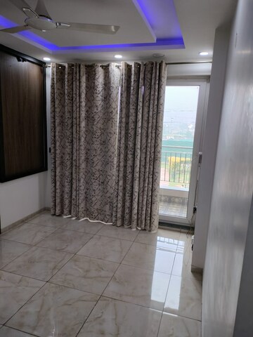 Building Lobby in 3 BHK Apartment at BPTP Discovery Park, Sector 80 – for Rent
