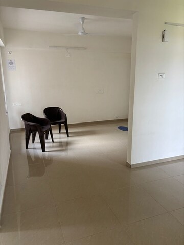 Room in 3 BHK Apartment at Goyal Orchid Valley, Shela – for Rent