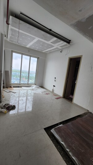 Room in 3 BHK Apartment at Neelam Solstice, Ghatkopar East – for Sale