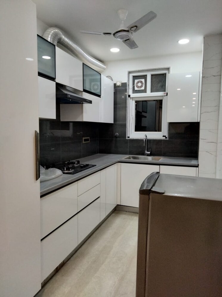 Kitchen, subhash nagar 2 Bedroom 110 Sq.Yd. Builder Floor In Subhash Nagar Delhi 9037475