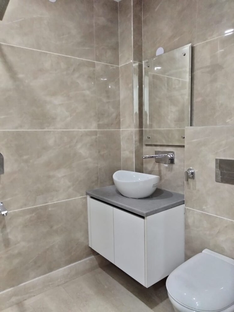 Bathroom, subhash nagar 2 Bedroom 110 Sq.Yd. Builder Floor In Subhash Nagar Delhi 9037475