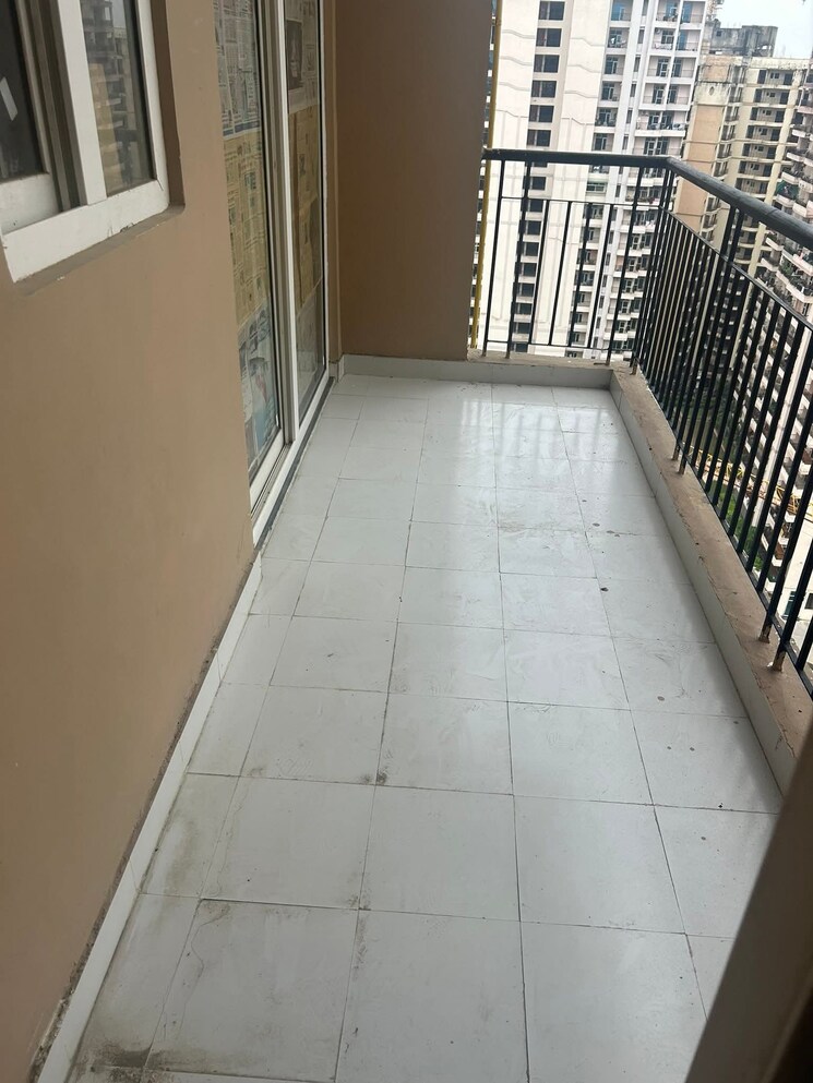 Balcony, ip extension 3 Bedroom 1250 Sq.Ft. Apartment In Ip Extension Delhi 9037469