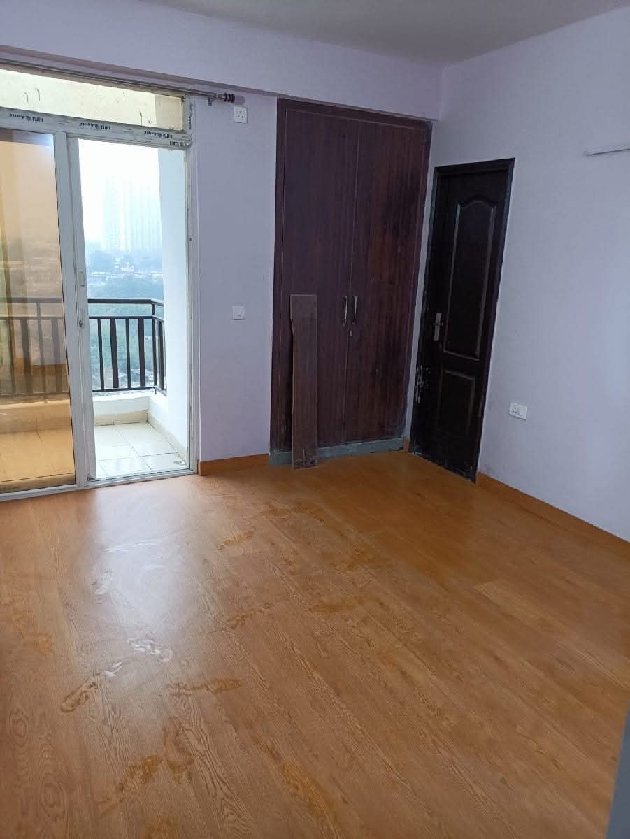 3 BHK + Pooja Room Apartment For Rent in Vijay Laxmi Apartment 