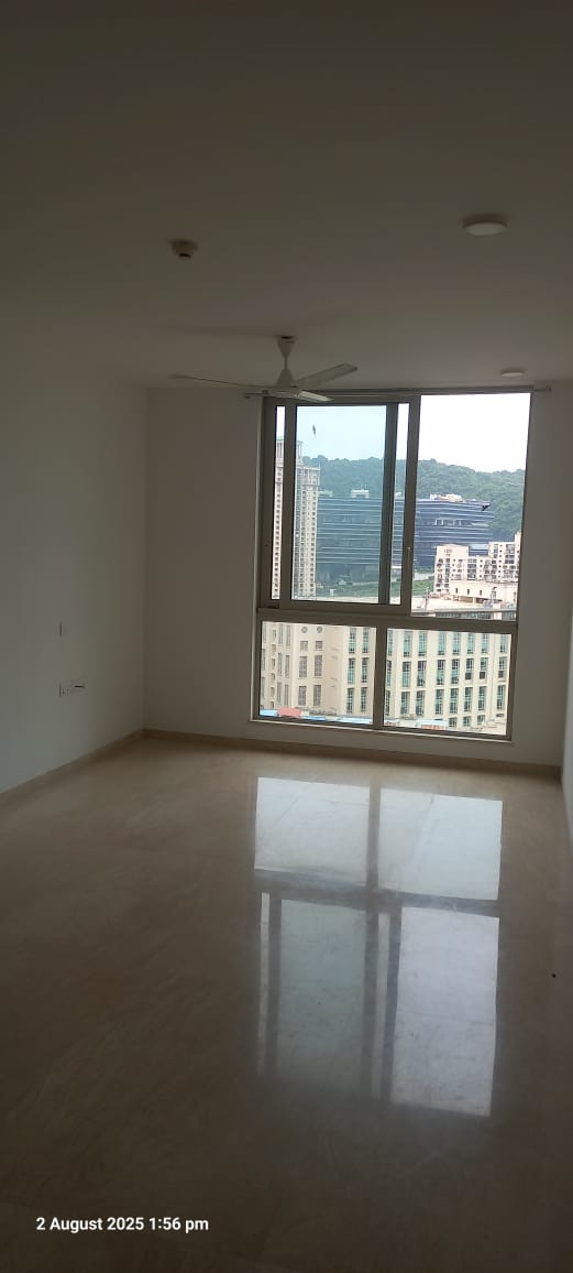 2 BHK Apartment For Rent in Hiranandani Atlantis