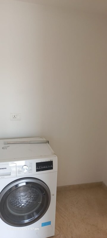  2 BHK Apartment at Hiranandani Atlantis, Powai – for Rent