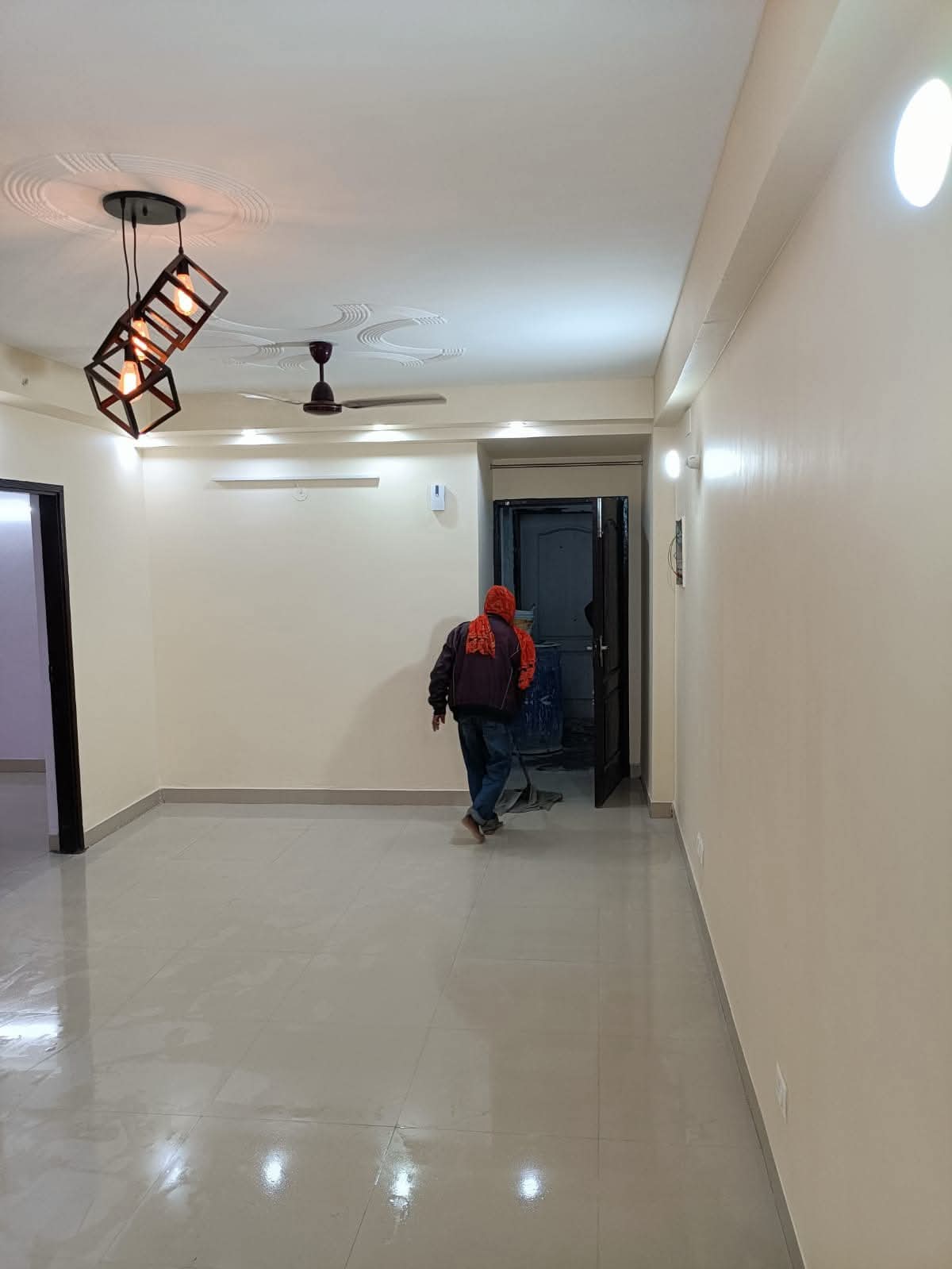 3 BHK + Pooja Room,Servant Room Apartment For Rent in Saraswati Apartment