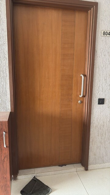 Room in 3 BHK Apartment at Shela – for Rent