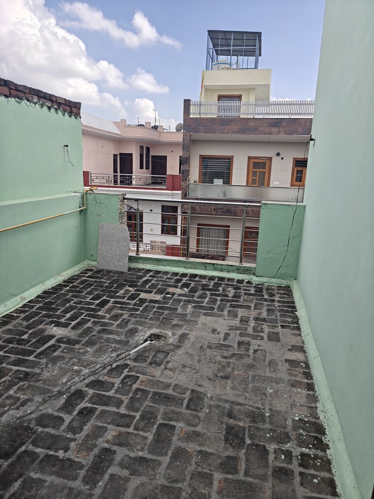 Exterior View, spring-field 2.5 Bedroom 100 Sq.Yd. Independent House In Sector 31 Faridabad 9037507