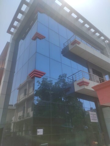 Staircase in  Industrial Plot at Sector 65 – for Rent