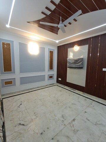 2 BHK Builder Floor For Rent in Rajouri Garden