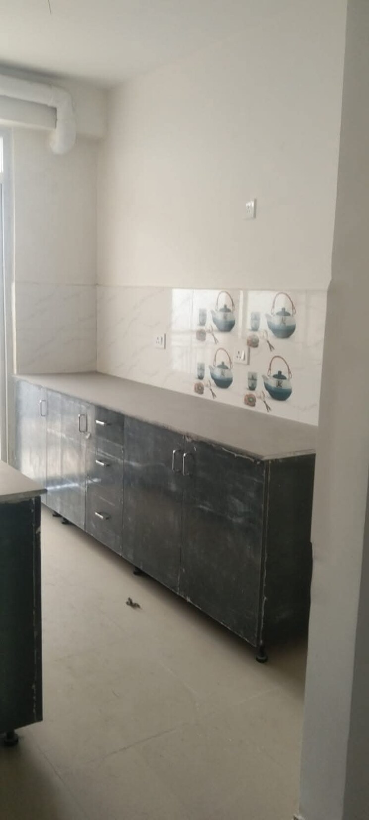 Kitchen, ip extension 3 Bedroom 1400 Sq.Ft. Apartment In Ip Extension Delhi 9037532