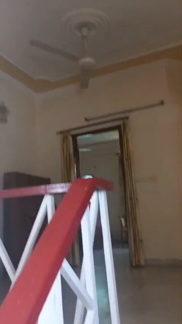 Furnished Amenities in 3 BHK Villa at Raja Garden, Sector 19 – for Rent