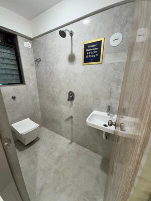 Bathroom in 2 BHK Apartment at Shikara Heights, Sion – for Sale