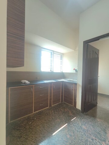 Room in 1 BHK Builder Floor at Iti Layout – for Rent