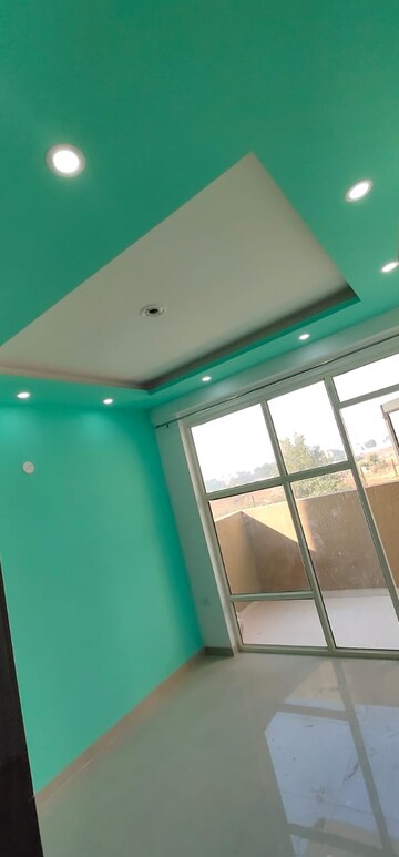 Furnished Amenities in 2 BHK Apartment at Tulip Lemon, Sector 69 – for Rent