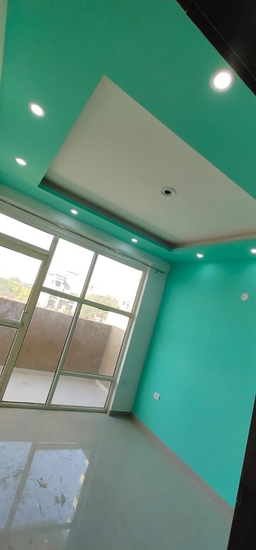 Furnished Amenities in 2 BHK Apartment at Tulip Lemon, Sector 69 – for Rent