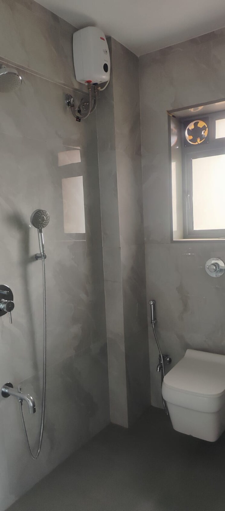 Bathroom, golden-heights-andheri-west 3 Bedroom 1620 Sq.Ft. Apartment In Andheri West Mumbai 9037605