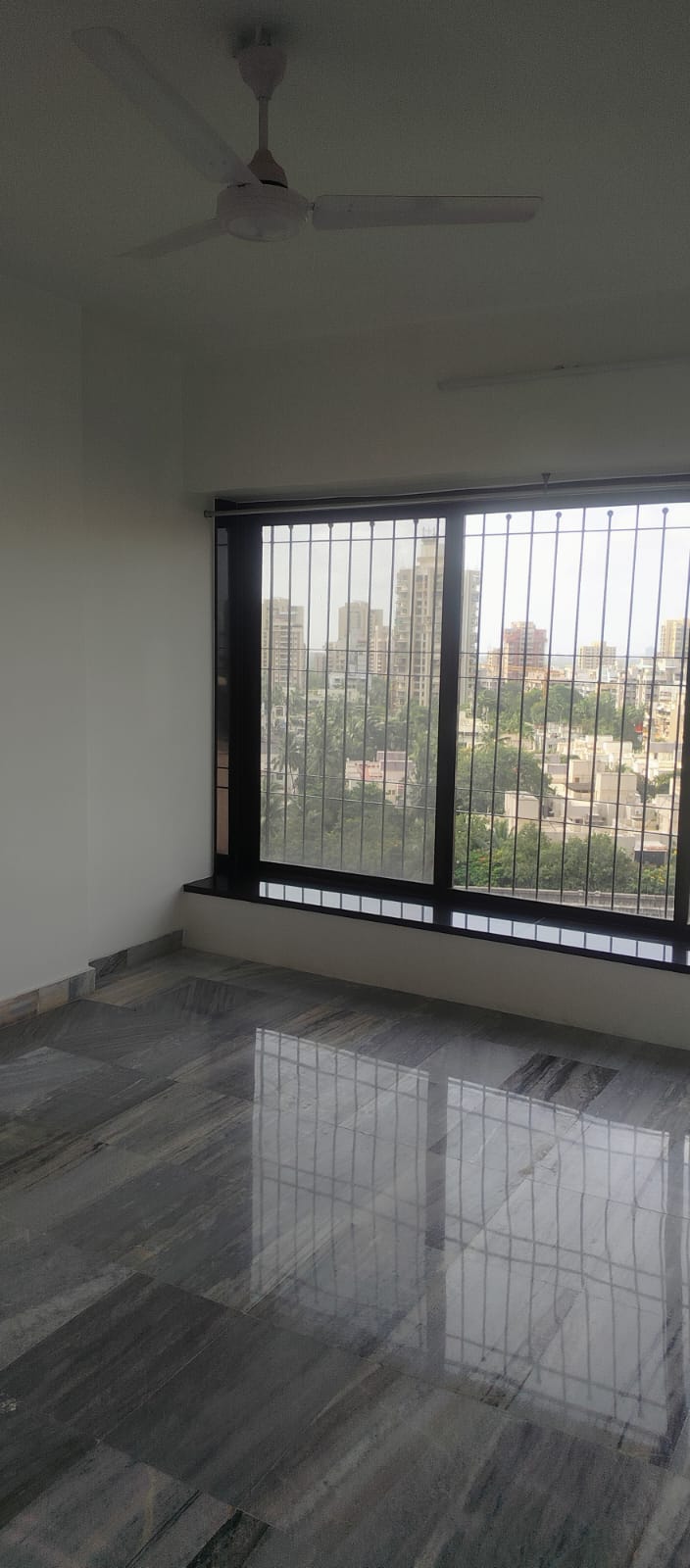 3 BHK 1620 Sq.Ft. Apartment in Golden Heights Andheri West