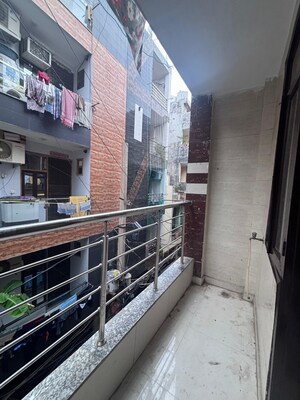 Balcony in 1.5 BHK Builder Floor at Mansa Ram Park – for Sale